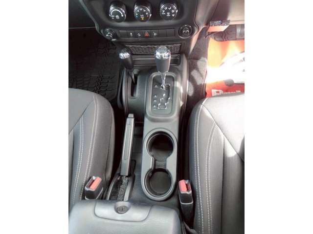 JEEP WRANGLER UNLIMI 2017 Image 31