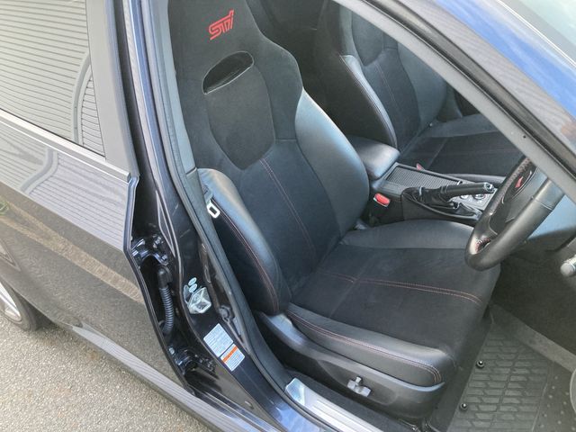 SUBARU IMPREZA WRX 5DOOR 2013 Image 31