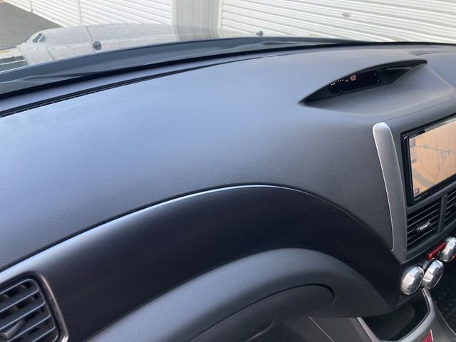 SUBARU IMPREZA WRX 5DOOR 2013 Image 31