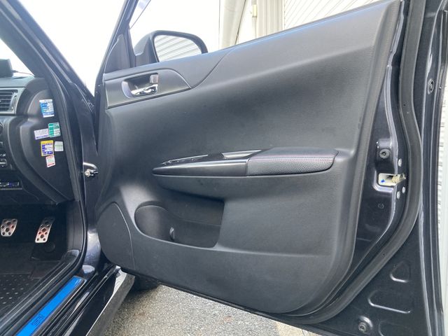 SUBARU IMPREZA WRX 5DOOR 2013 Image 31