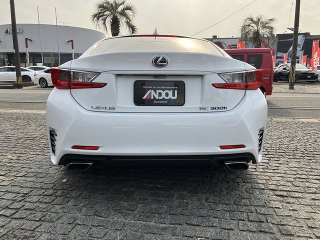 TOYOTA LEXUS RC300H 2015 Image 31