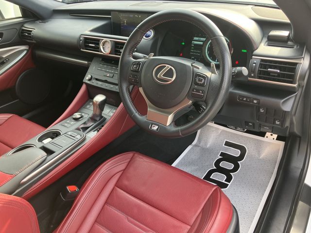 TOYOTA LEXUS RC300H 2015 Image 31