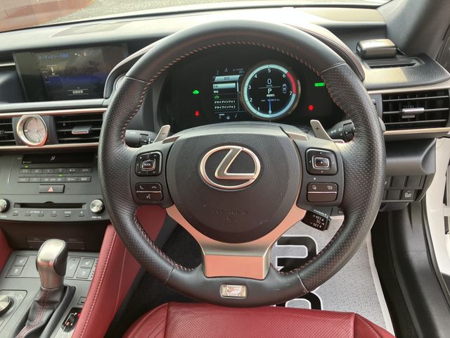 TOYOTA LEXUS RC300H 2015 Image 31
