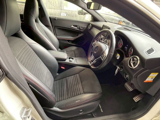 MERCEDES BENZ CLA CL 2013 Image 31