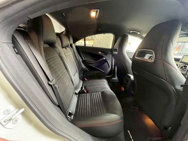 MERCEDES BENZ CLA CL 2013 Image 31