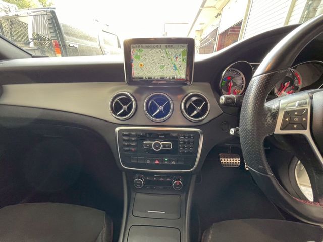 MERCEDES BENZ CLA CL 2013 Image 31