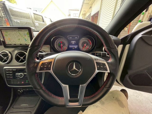 MERCEDES BENZ CLA CL 2013 Image 31