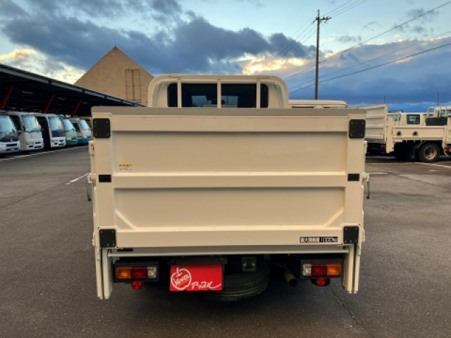 TOYOTA DYNA 2024 Image 31