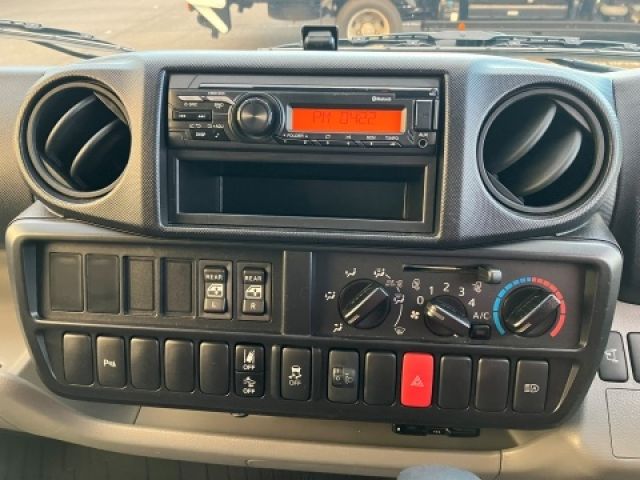 TOYOTA DYNA 2024 Image 31