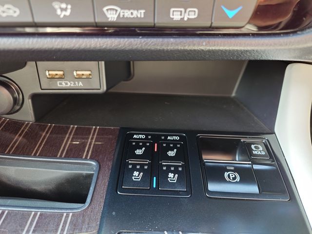 TOYOTA LEXUS RX450H 2WD 2021 Image 31