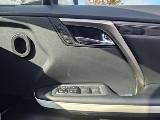 TOYOTA LEXUS RX450H 2WD 2021 Image 31