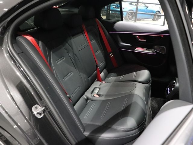 MERCEDES BENZ MERCEDES AMG E CLASS 2024 Image 31