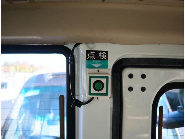 MITSUBISHI ROSA 2016 Image 31