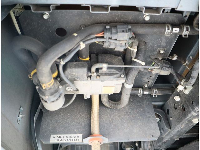 MITSUBISHI ROSA 2016 Image 31