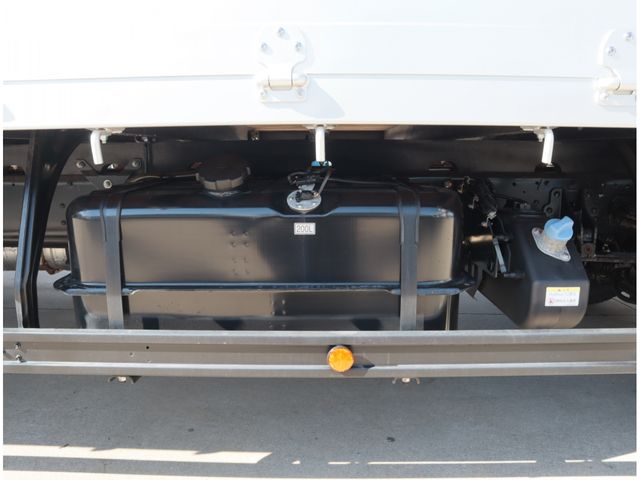 MITSUBISHI FUSOU FIGHTER 2023 Image 31