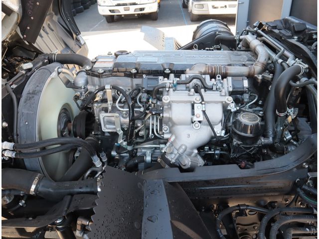 MITSUBISHI FUSOU FIGHTER 2023 Image 31