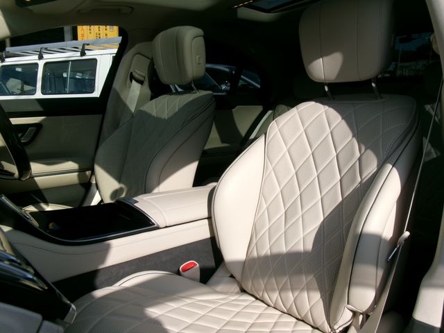 MERCEDES BENZ S CLAS 2023 Image 31