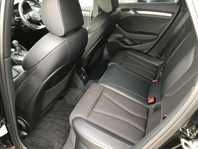 AUDI A3 SPORTBACK 2017 Image 31