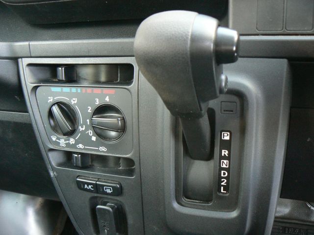 DAIHATSU HIJET CARGO 2018 Image 31