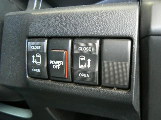 MAZDA PREMACY 2012 Image 31