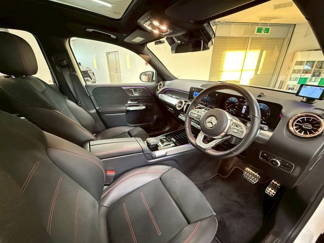 MERCEDES BENZ GLB 2023 Image 31