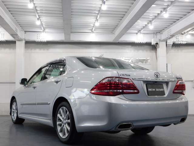 TOYOTA CROWN SEDAN 2012 Image 31