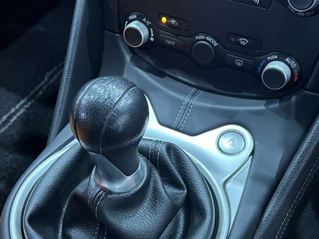 NISSAN FAIRLADY Z 2015 Image 31