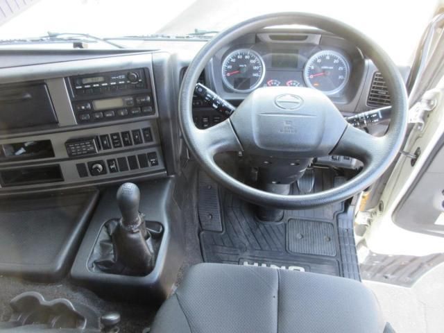 HINO PROFIA 2015 Image 31