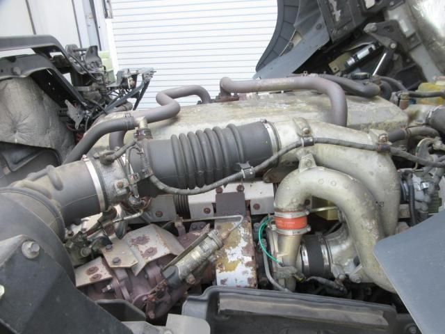 HINO PROFIA 2015 Image 31