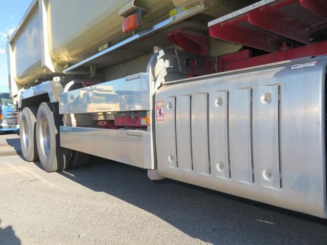 MITSUBISHI FUSOU SUPER GREAT 2018 Image 31