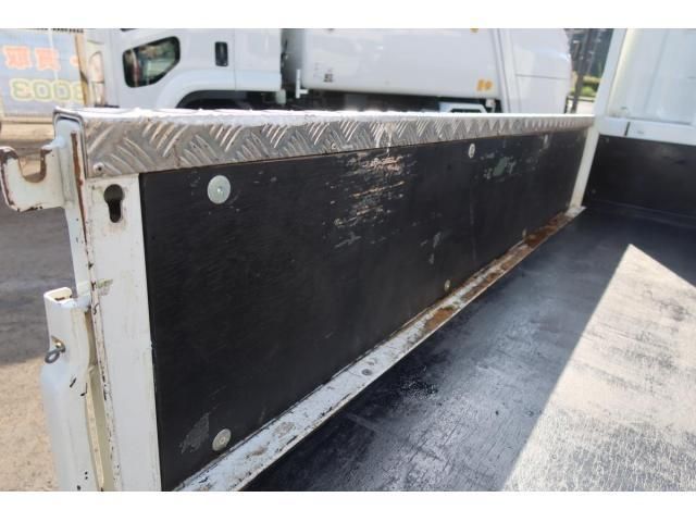 MITSUBISHI CANTER 2020 Image 31