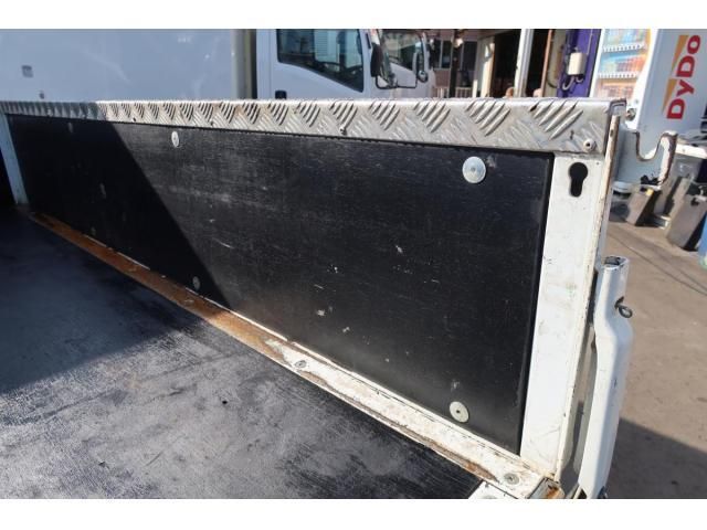 MITSUBISHI CANTER 2020 Image 31