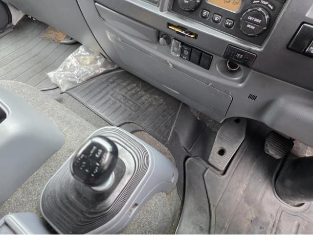 ISUZU FORWARD 2017 Image 31