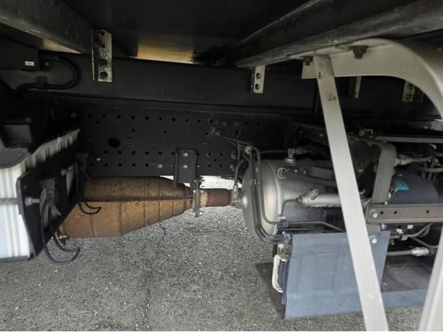 ISUZU FORWARD 2017 Image 31