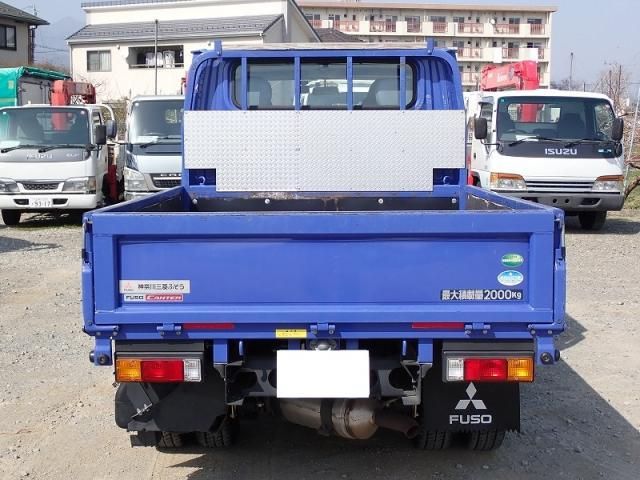 MITSUBISHI CANTER 2018 Image 31