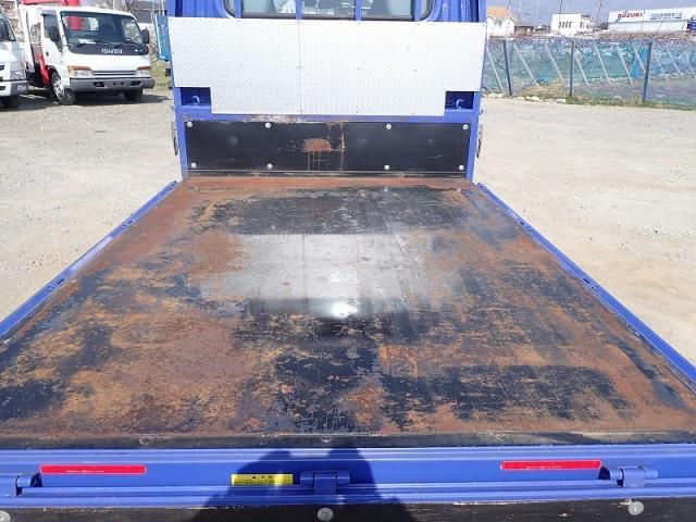 MITSUBISHI CANTER 2018 Image 31