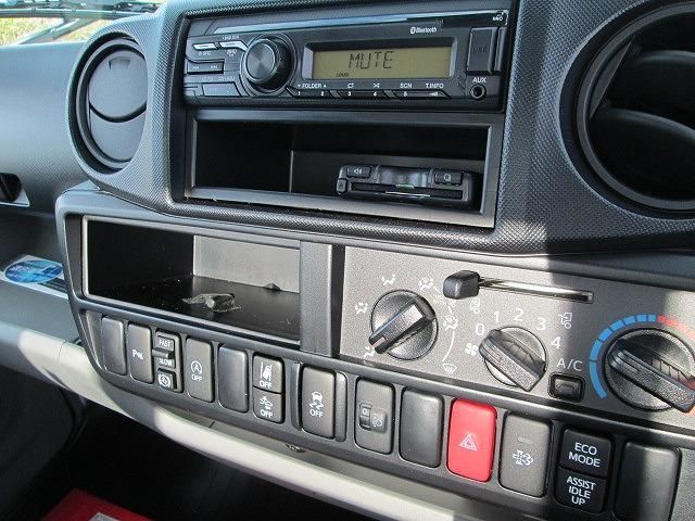 HINO DUTRO 2025 Image 31