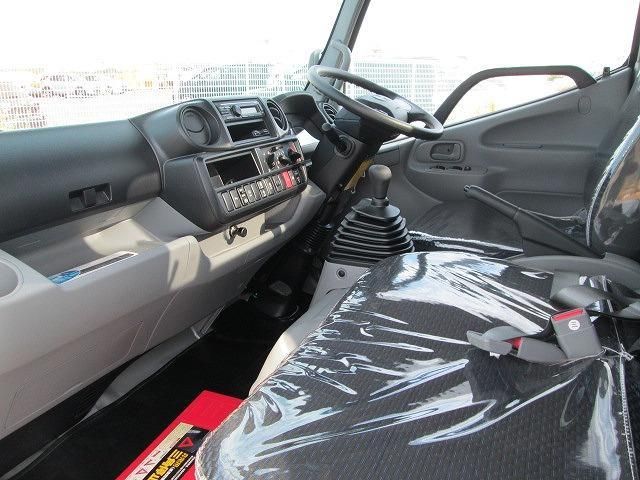 HINO DUTRO 2025 Image 31