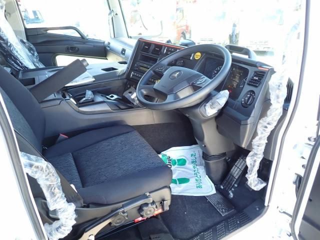 MITSUBISHI FUSOU SUPER GREAT 2025 Image 31