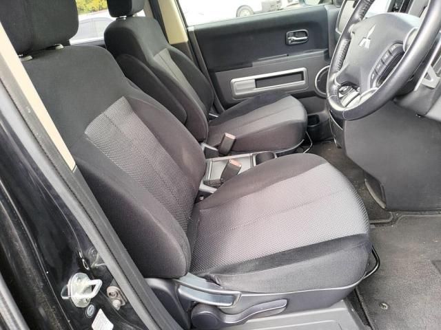 MITSUBISHI DELICA D:5 4WD 2014 Image 31