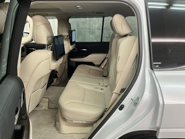 TOYOTA LANDCRUISER WAGON 2023 Image 31