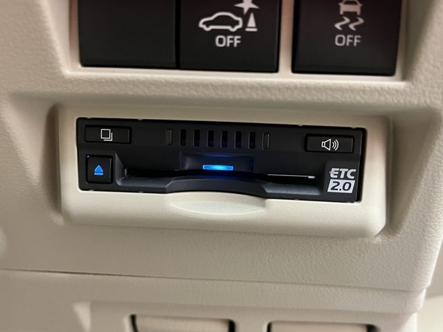 TOYOTA LANDCRUISER WAGON 2023 Image 31