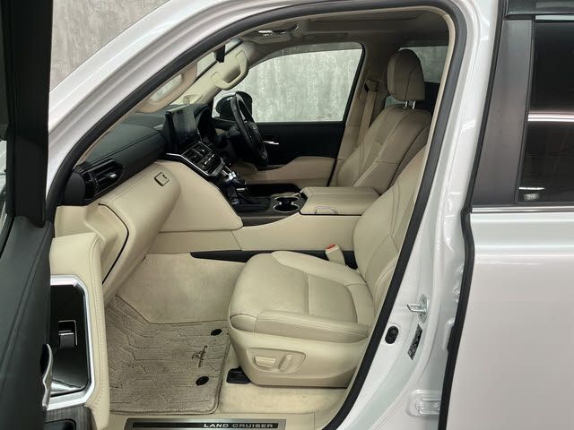 TOYOTA LANDCRUISER WAGON 2023 Image 31