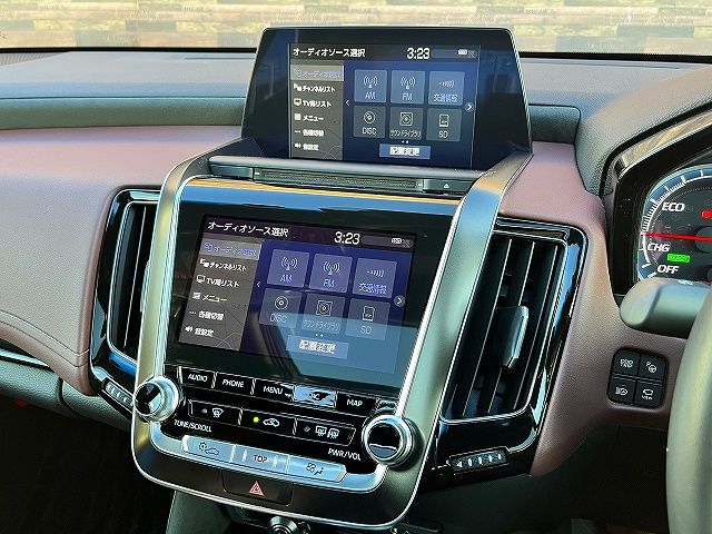 TOYOTA CROWN SEDAN HYBRID 2019 Image 31