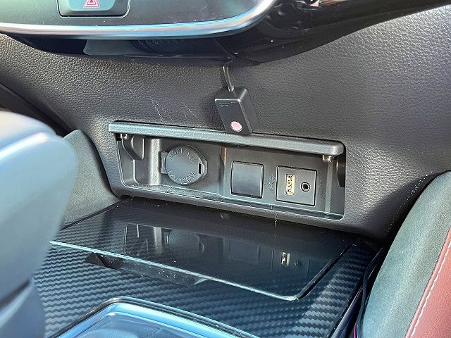 TOYOTA CROWN SEDAN HYBRID 2019 Image 31