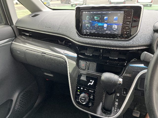 DAIHATSU MOVE CUSTOM 2022 Image 31