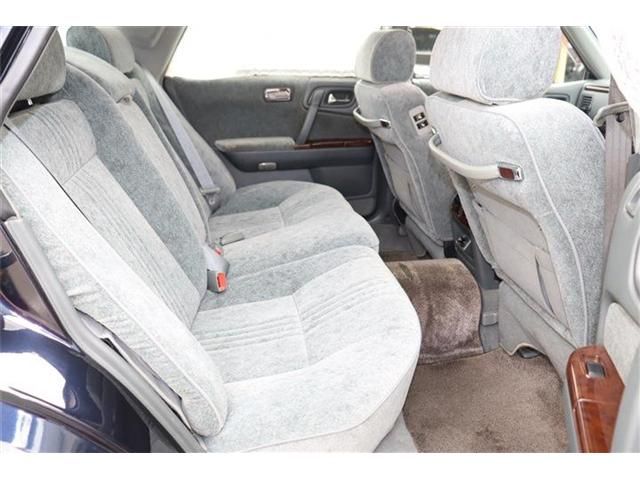 NISSAN CEDRIC SEDAN 2000 Image 31