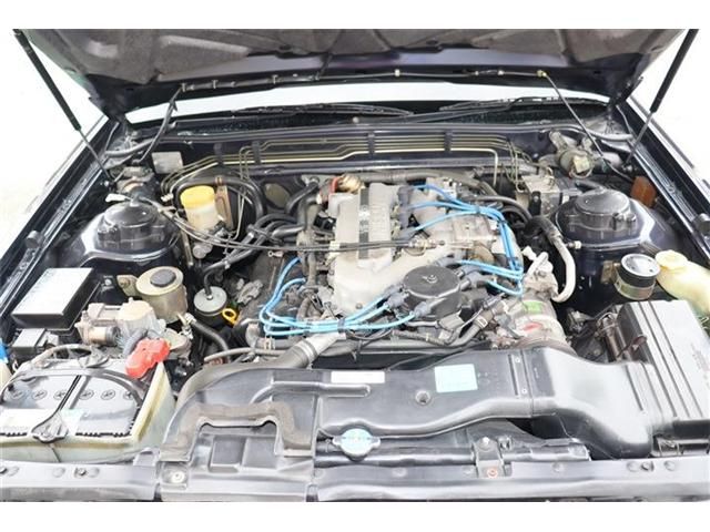 NISSAN CEDRIC SEDAN 2000 Image 31