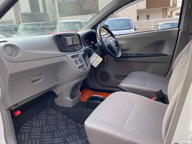 DAIHATSU MIRA E:S 2017 Image 31