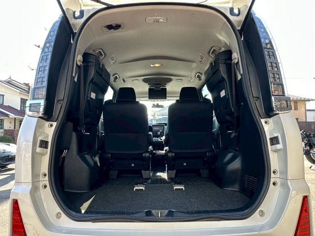 TOYOTA VOXY 2015 Image 31